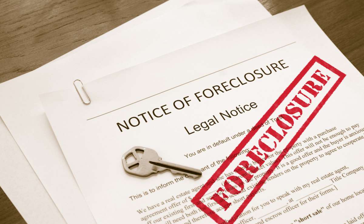 Notice of foreclosure, buy my house fast concept