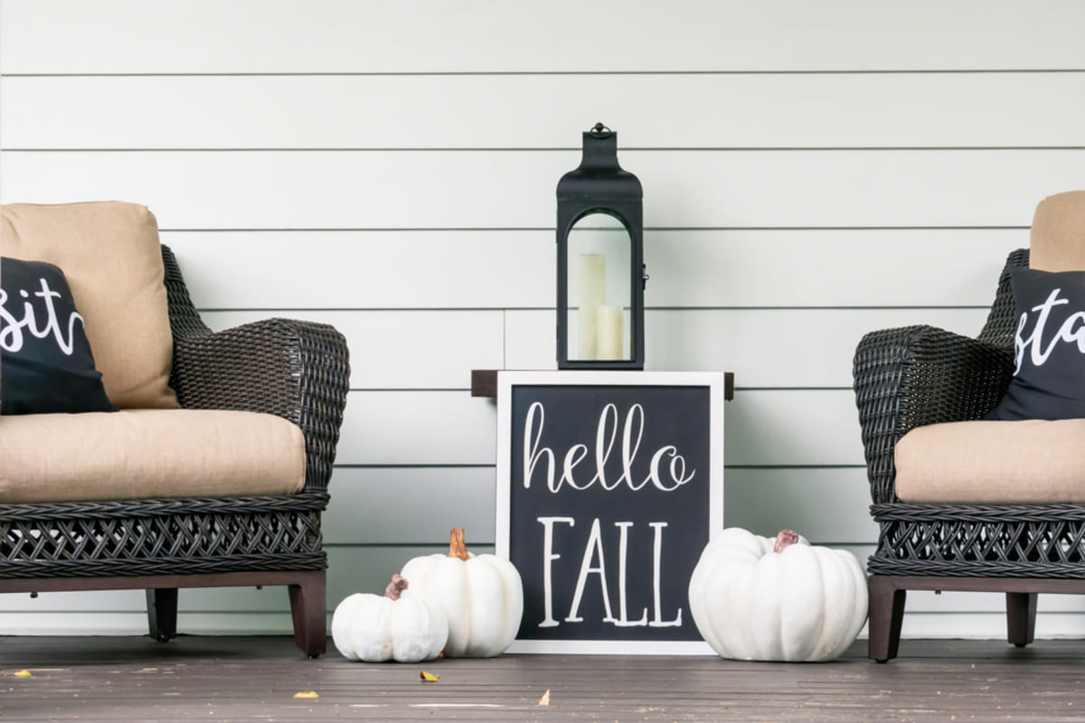 Fall porch decor, sell my house for cash in the fall concept
